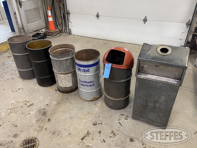 (6) Garbage cans